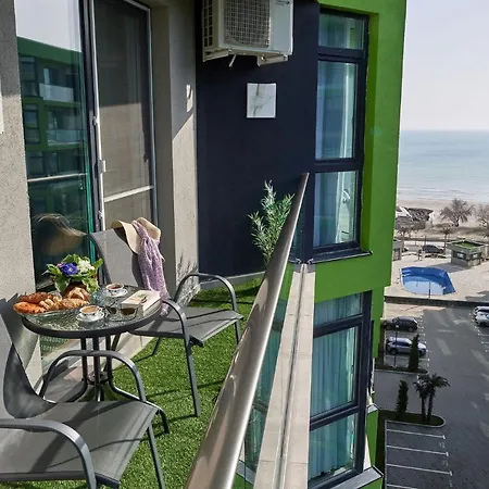 Sonnenstrand - N Pool Mamaia