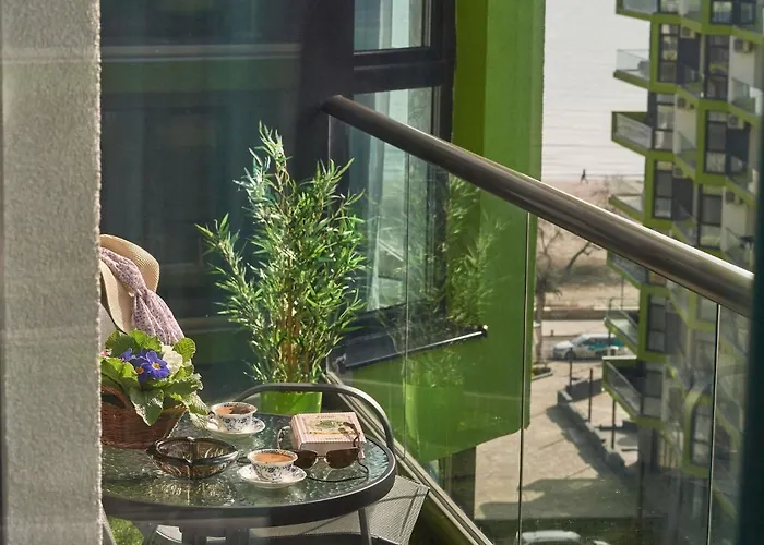 Sonnenstrand - N Pool Mamaia